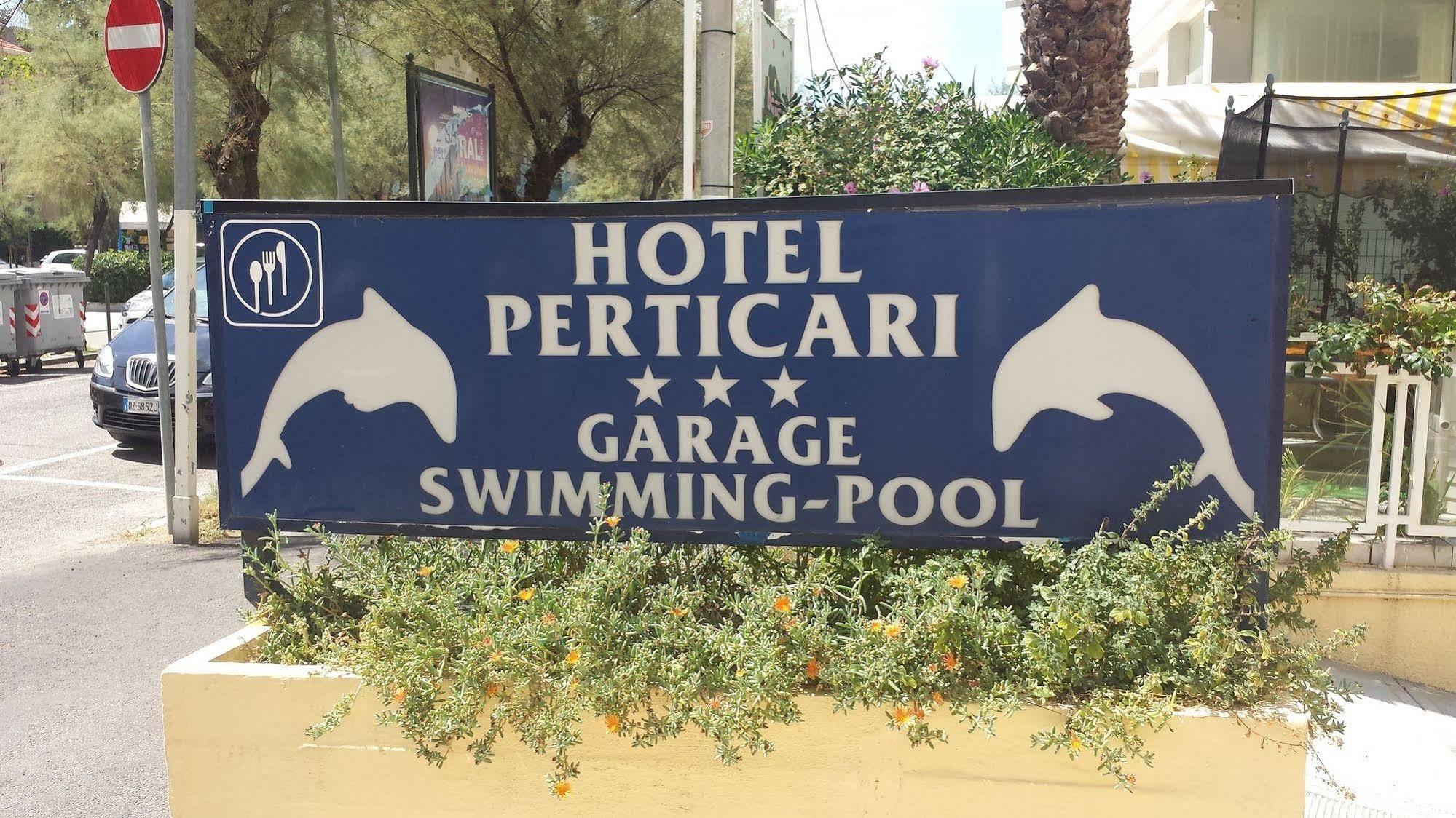 Perticari Hotel Pesaro Ngoại thất bức ảnh
